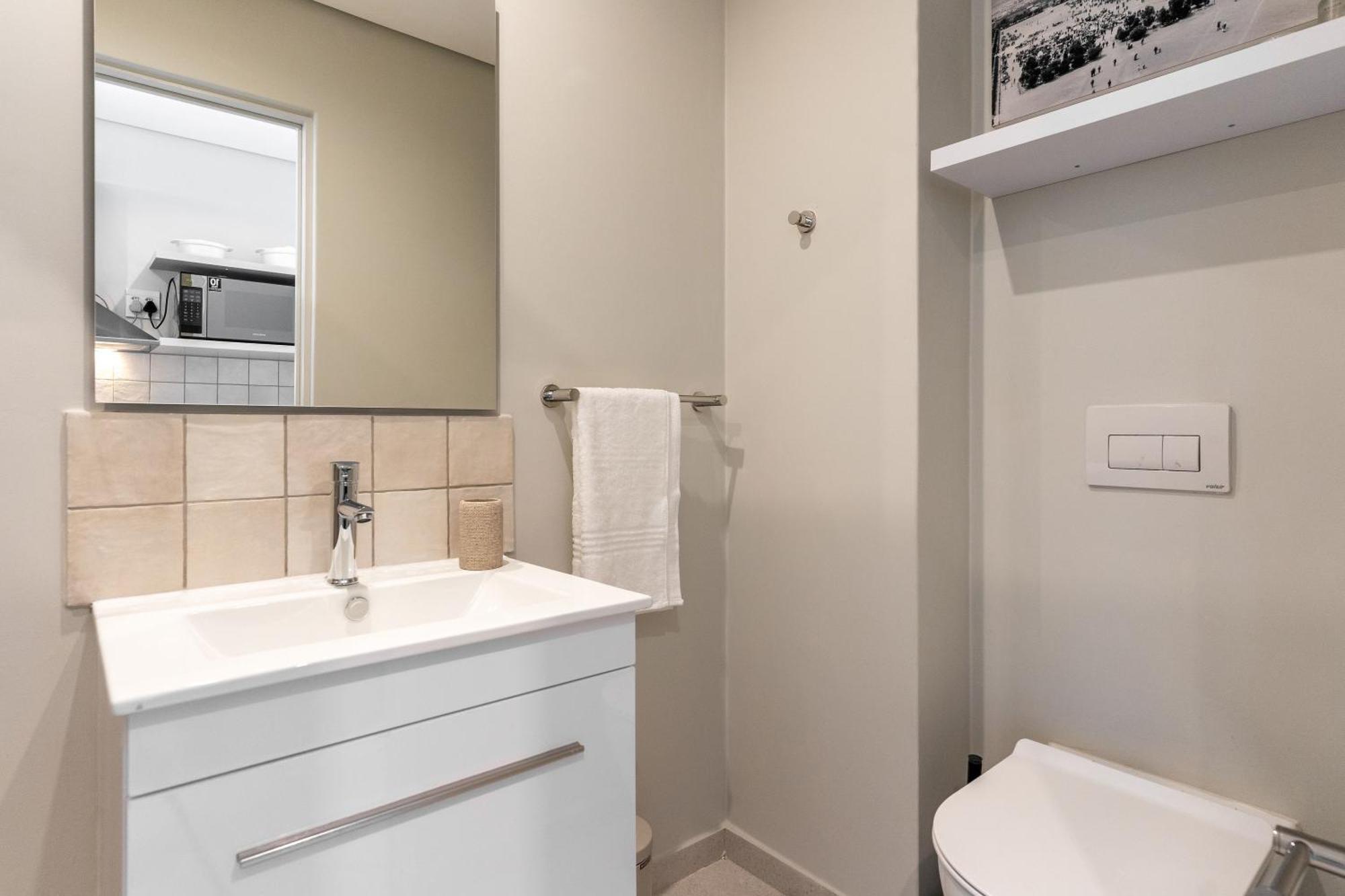 The Rose 604: Central Studio With Rooftop Pool Cape Town Bagian luar foto