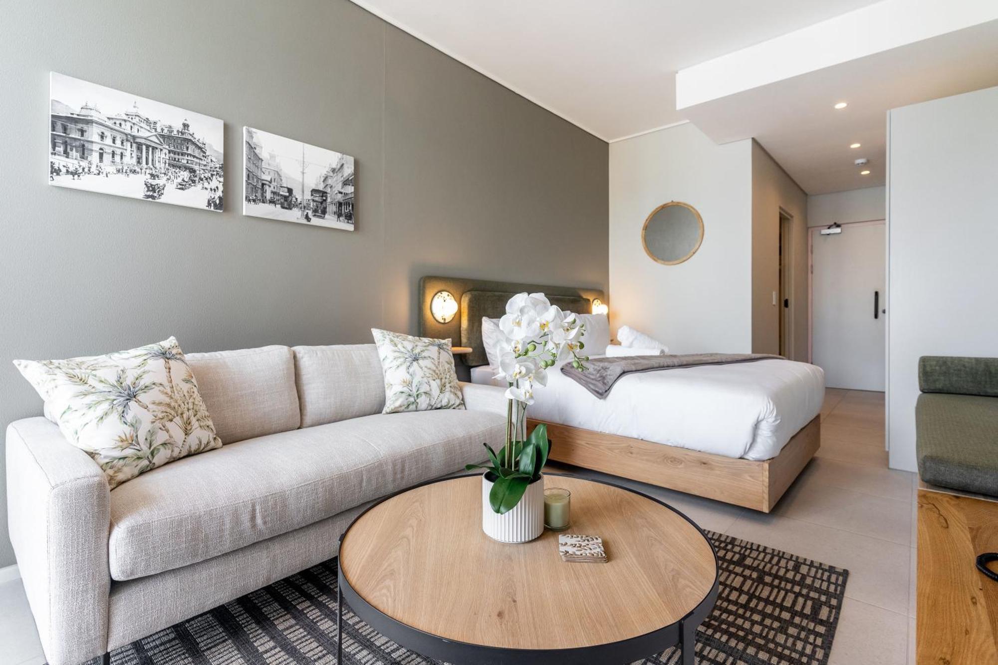 The Rose 604: Central Studio With Rooftop Pool Cape Town Bagian luar foto